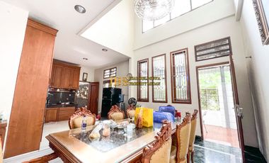 Dijual Villa Hook Fully Furnished di Komplek Royal Sumatera Cluster Sapphire