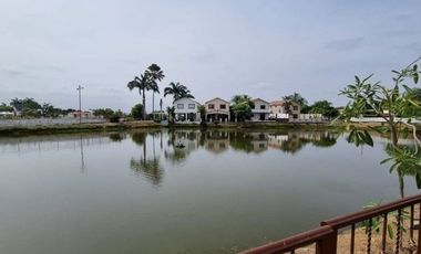 Ciudad Celeste, Renta de linda casa 3 dormitorios con vista a lago
