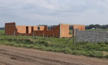 Se Venden 30 Lotes En Miramar, Costa Atlantica, De 10 X 35 En Barrio Cerrado - Sin Exp. Se Financia Hasta El 50%, Se Toman Vehiculos En Parte De Pago.
