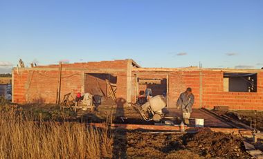 Se Venden 30 Lotes En Miramar, Costa Atlantica, De 10 X 35 En Barrio Cerrado - Sin Exp. Se Financia Hasta El 50%, Se Toman Vehiculos En Parte De Pago.