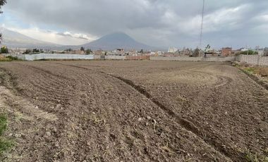 Terreno Urbano en venta en Arequipa - Av. Daniel Alcides Carrion