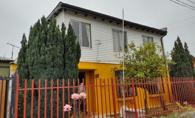 Venta remodelada y amplia casa Sector Calero Sur, Lota.