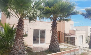 Venta De Casa En Condominio En El Quisco