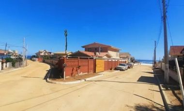 Venta de Casa Condominio Rocas De Córdova, El Tabo.