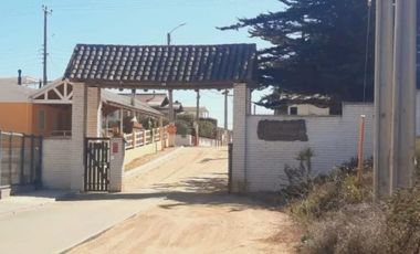 Venta de Casa Condominio Rocas De Córdova, El Tabo.