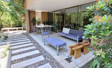 DEPARTAMENTO CON JARDÍN PROPIO !!!