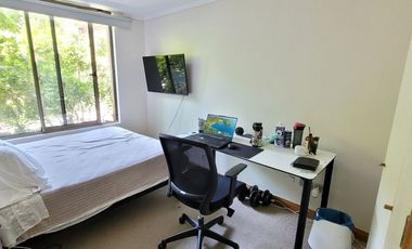 DEPARTAMENTO CON JARDÍN PROPIO !!!