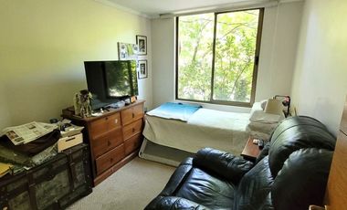 DEPARTAMENTO CON JARDÍN PROPIO !!!