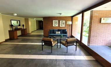 DEPARTAMENTO CON JARDÍN PROPIO !!!