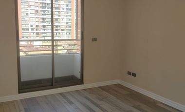 Arriendo Depto Amplio  de 3 dormitorios en frente a la UdeC