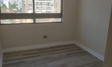 Arriendo Depto Amplio  de 3 dormitorios en frente a la UdeC
