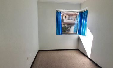 VENTA CASA EN CONDOMINIO PARQUE MIRAFLORES – PEÑAFLOR