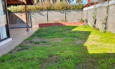 VENTA CASA EN CONDOMINIO PARQUE MIRAFLORES – PEÑAFLOR