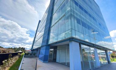 LOCAL COMERCIAL EN VENTA AVENIDA  PASEO DE LOS ZIPAS SECTOR TRES ESQUINAS CHIA CUNDINAMARCA