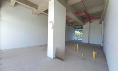 LOCAL COMERCIAL EN VENTA AVENIDA  PASEO DE LOS ZIPAS SECTOR TRES ESQUINAS CHIA CUNDINAMARCA