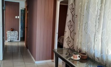 Venta de Casa Sector Comercial Frente al Mar, El Quisco.