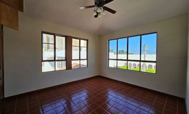 CASA EN RENTA PRIVADA COUNTRY CLUB, COLONIA VERSALLES, TEPIC, NAYARIT