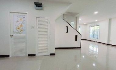 บ้านแฝด ลำลูกกาคลอง6 ซอยเทศบาลลำลูกกา 3 ถนนลำลูกกาคลอง 6 ปทุมธานี