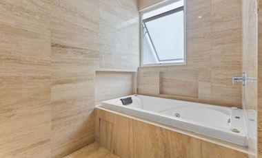 CASA EN VENTA EN ECHEGARAY