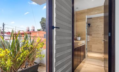 CASA EN VENTA EN ECHEGARAY