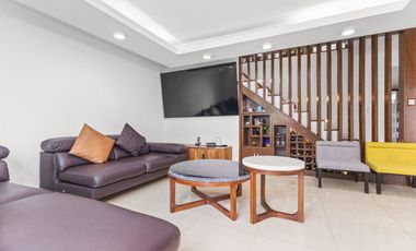 CASA EN VENTA EN ECHEGARAY
