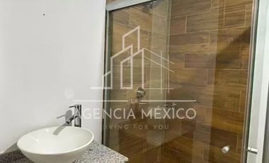 Renta departamento en Park View