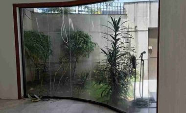 Casa en Renta en Tecamachalco en esquina con dos entradas