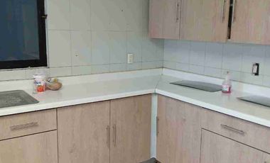 Casa en Renta en Tecamachalco en esquina con dos entradas