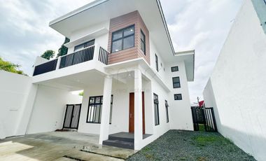 BRAND NEW 4 BEDROOM HOUSE AND LOT IN BF HOMES PARAÑAQUE