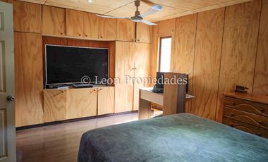 Leon Propiedades vende parcela con casa en condominio, Sector Miraflores, Curacaví.