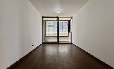 Se vende departamento 2 dormitorios,  2 baños, estacionamiento y bodega en San Miguel a pasos de metro Lo Viel