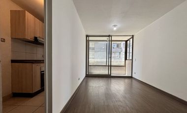 Se vende departamento 2 dormitorios,  2 baños, estacionamiento y bodega en San Miguel a pasos de metro Lo Viel