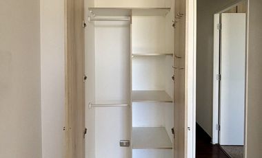 Se vende departamento 2 dormitorios,  2 baños, estacionamiento y bodega en San Miguel a pasos de metro Lo Viel