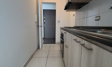 Se vende departamento 2 dormitorios,  2 baños, estacionamiento y bodega en San Miguel a pasos de metro Lo Viel