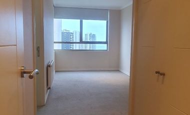 VERIDICA VENDE departamento 4D 4B 2E 1 Bod $UF 9.495