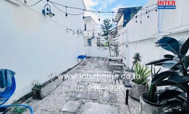 2-storey townhouse, 29.7 sq.w., Lalin Town Lion Bliss Village, Theparak-Bang Bo, Bangna-Trad Road, Theparak-Bang Bo Road, Bang Bo, Samut Prakan