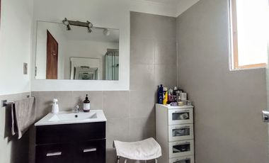 Parcela Con Excelente Casa, Isla De Maipo 3d/2b
