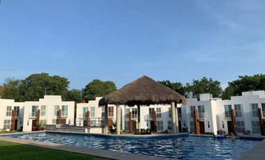 RENTA CASA BOSQUES DE GALERÍAS EN JIUTEPEC