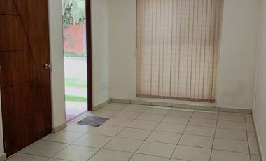 RENTA CASA BOSQUES DE GALERÍAS EN JIUTEPEC
