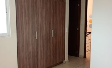 RENTA CASA BOSQUES DE GALERÍAS EN JIUTEPEC