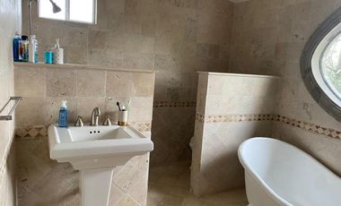 CASA EN VENTA CONDADO DE SAYAVEDRA,