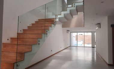 ALQUILER DE CASA MODERNA Y ESPACIOSA – URBANIZACIÓN PORTOFINO, KM 11.5 VÍA A LA COSTA