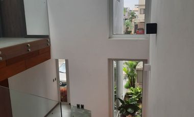 ALQUILER DE CASA MODERNA Y ESPACIOSA – URBANIZACIÓN PORTOFINO, KM 11.5 VÍA A LA COSTA