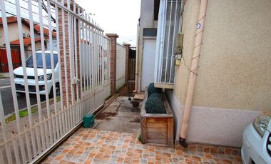 Se Vende Cómoda Casa Pareada de 2 pisos en Quilicura