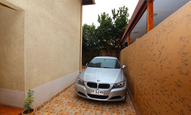 Se Vende Cómoda Casa Pareada de 2 pisos en Quilicura