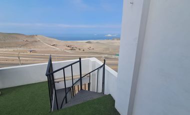 VENTA CASA ANCON VISTA AL MAR CON PISCINA
