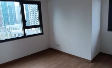 For sale The Rise Makati  By Shang Properties