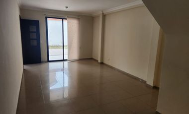 Ciudad Celeste, Renta de linda casa 4 dormitorios con estudio sin muebles