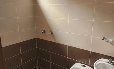 Ciudad Celeste, Renta de linda casa 4 dormitorios con estudio sin muebles