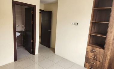 Ciudad Celeste, Renta de linda casa 4 dormitorios con estudio sin muebles